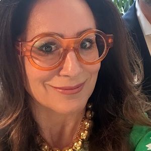 Meet your Posher, Christine